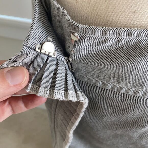 Sz 5/6 Express Stretch wrap skirt grey - Picture 6 of 8